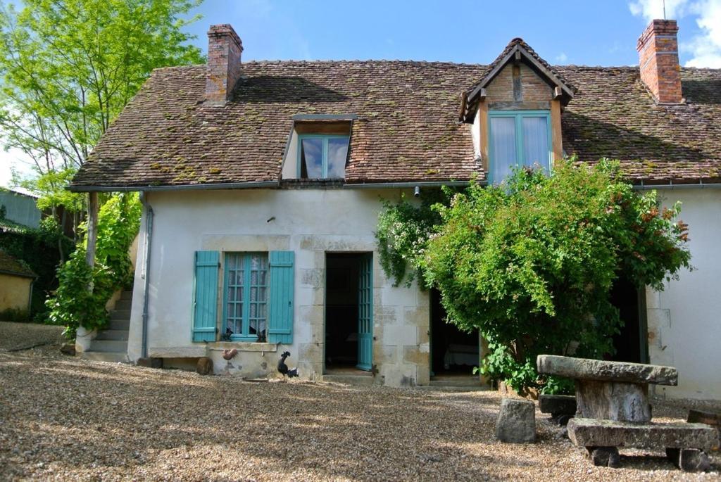 Bed and Breakfast Domaine De Varenne Saint-Amand-en-Puisaye Exterior foto